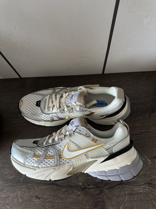 Nike v2k run 37.5 38.5
