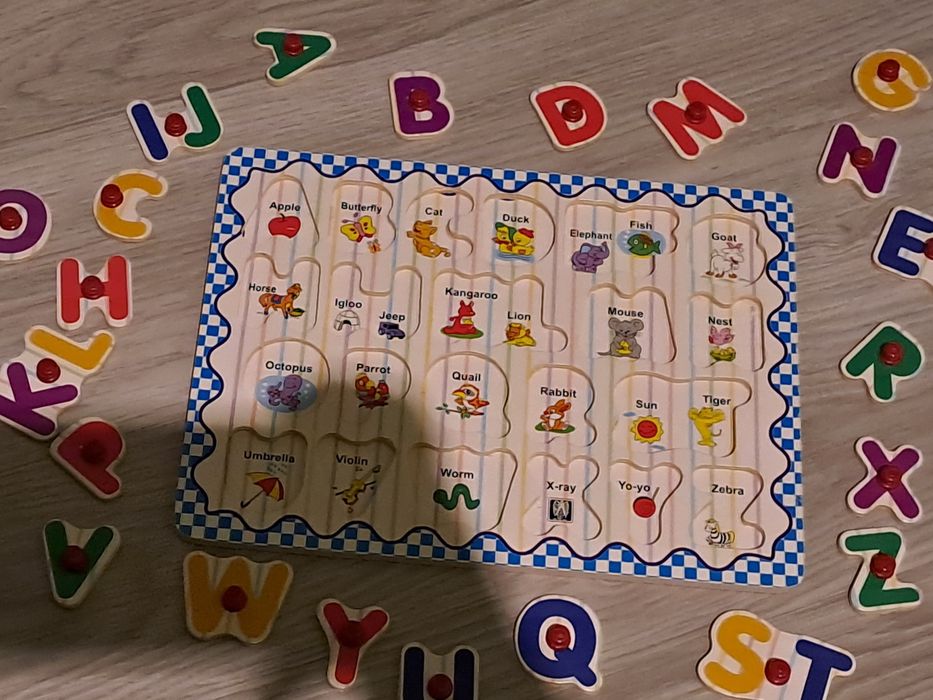 Puzzle alfabet, angielskie słówka