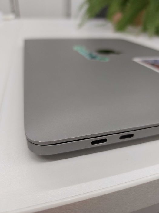 MacBook Pro 13" A2338 M1 16GB / 512GB SSD