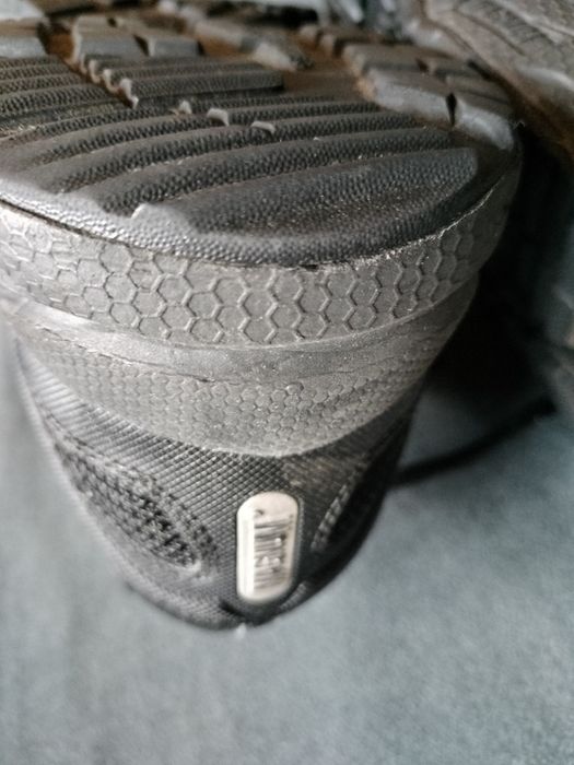 Buty sportowe MAGNUM wojskowe 42 kontraktowe