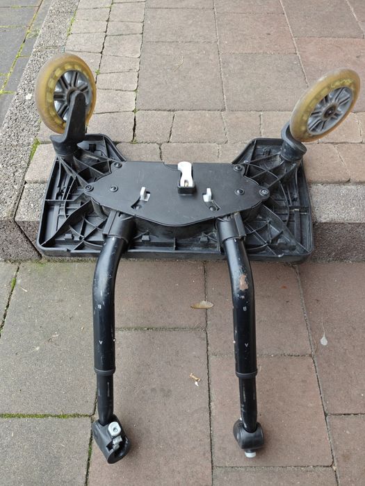 Dostawka do wózka Quinny