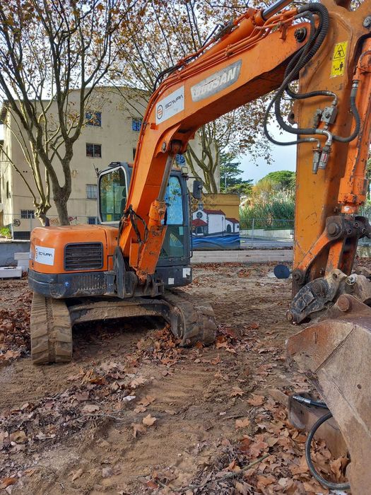 Mini Giratória Dossan 8.5 ton