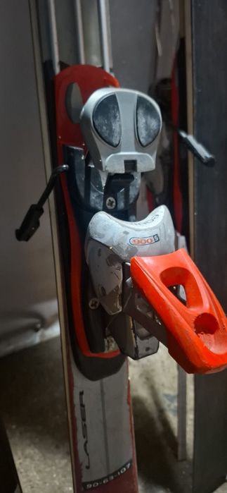 Stöckli Laser SL 168 cm + Salomon DIN 6–14 – narty sport
