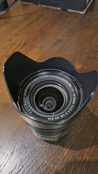 Obiektyw Fujifilm XF 18-55 F 2.8-4 R LM OIS