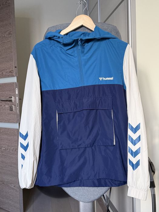 Вітровка лега спортивна куртка Hummel