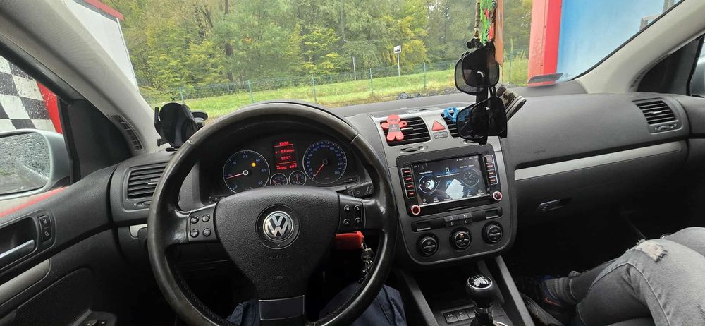 Volkswagen Golf V 1.9 TDI