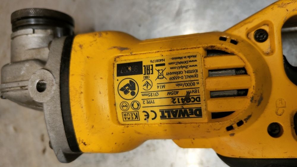 Szlifierka dewalt 18v DCG412