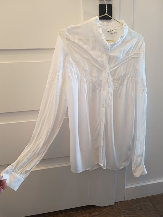 Biała, elegancka bluzka