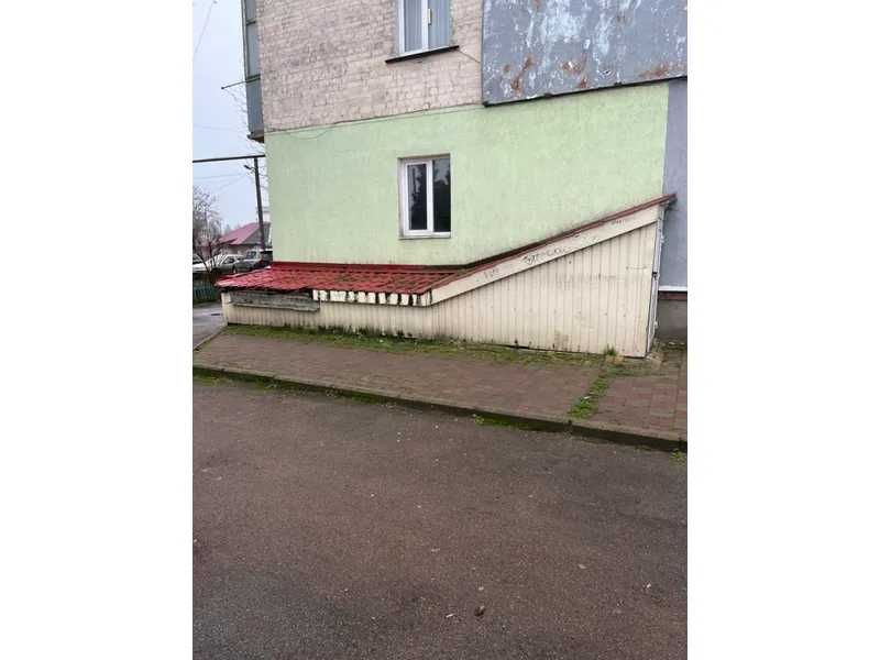 Нежитлове вбудоване приміщення 29,6 кв. м, вул. Тараса Шевченка, 42/3