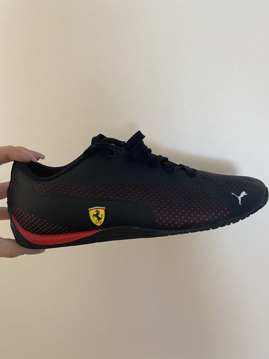 Оригінальні жіночі кросівки Puma x Ferrari, 38 розмір