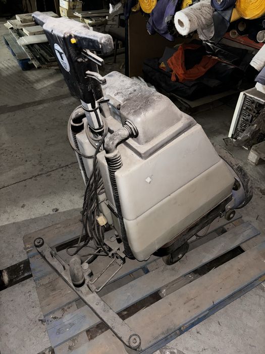 Lavadora de chao industrial