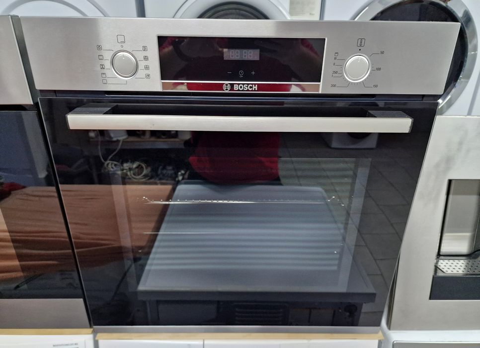 Електро духовка/ духовий шкаф BOSCH / HBA534ES0