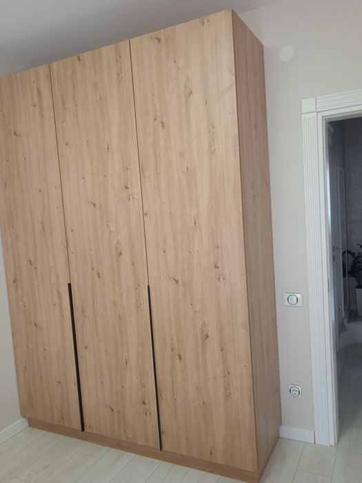 Корпусні меблі, кухні, шафи, гардероби, прихожі