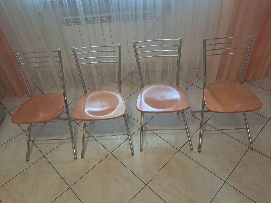 Krzesła 4 sztuki