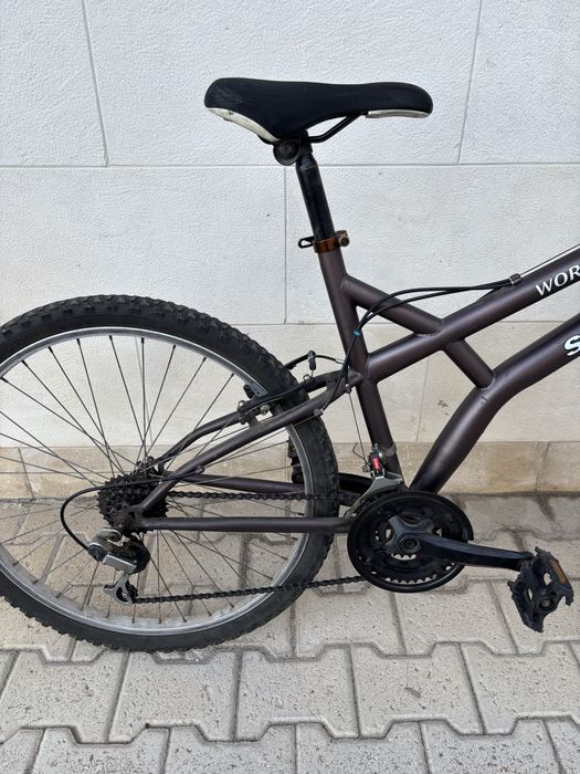 bicicleta Scorpion World Bike Tour, roda 26", em bom estado geral e pronta a utilizar