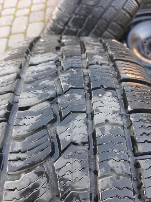 Koła felgi i opony zimowe 205/55 R16 komplet Ford Focus MK3