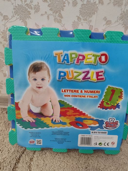 Продам Развивающий игровой коврик пазлы.