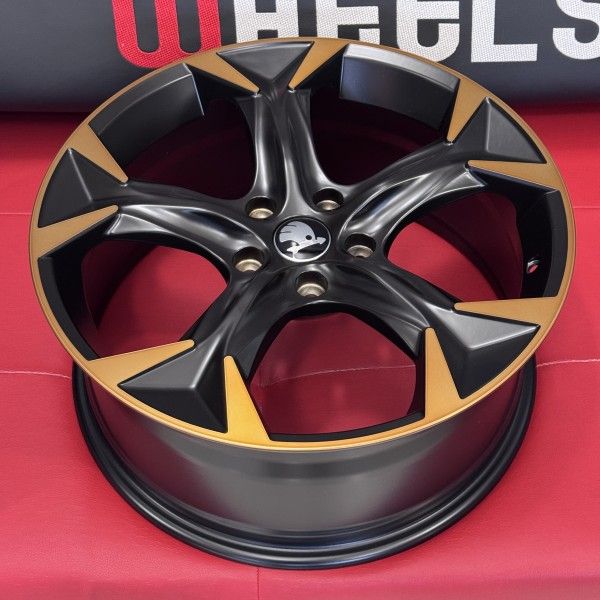 Диски Volkswagen Golf R Passat B8 R18