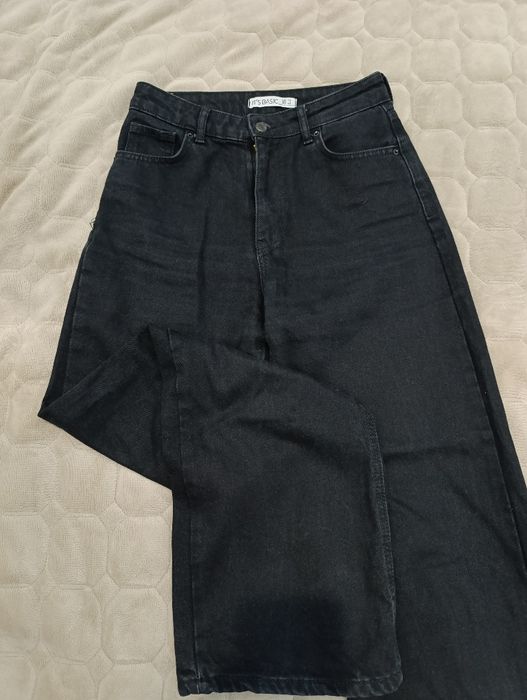 Продам жіночі джинси wide leg 36 розміру it's basic