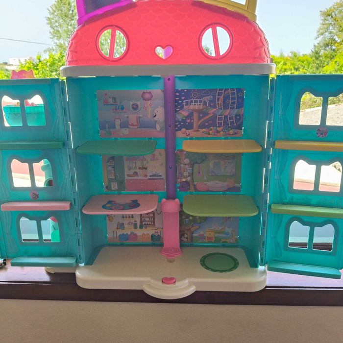 Casa Gaby e adereços Gaby