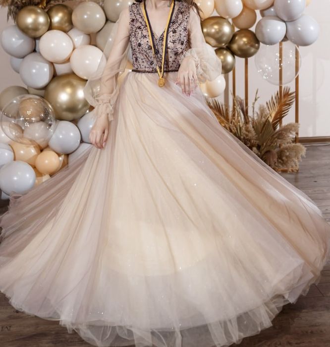 Вечірнє плаття на випускний, XS