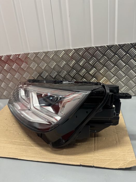 Lewa Lampa AUDI Q5 80A FULL LED USA Reflektor Lewy