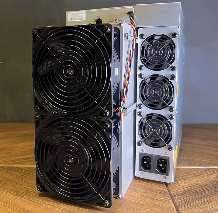 Bitmain Antminer S21 200Th/s, новий, є в наявності