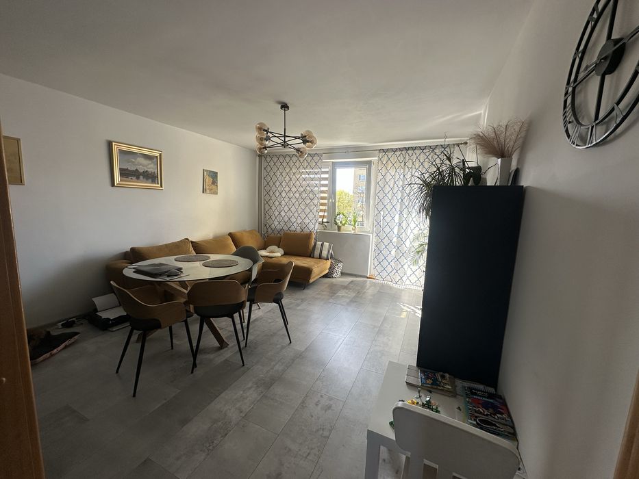 Mieszkanie 74 m²  z balkonem na os. Akademickim garaż 4 pokoje jasne top lokalizacja - View 2