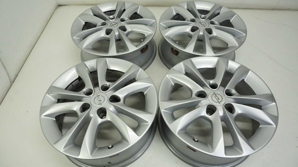 Felgi 16 Opel Astra H Zafira B Meriva Signum Vectra C Corsa D 5X110