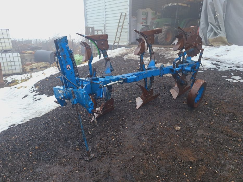 Pług 3 skibowy obrotowy Rabe Werk  stan bdb  nie lemken kverneland