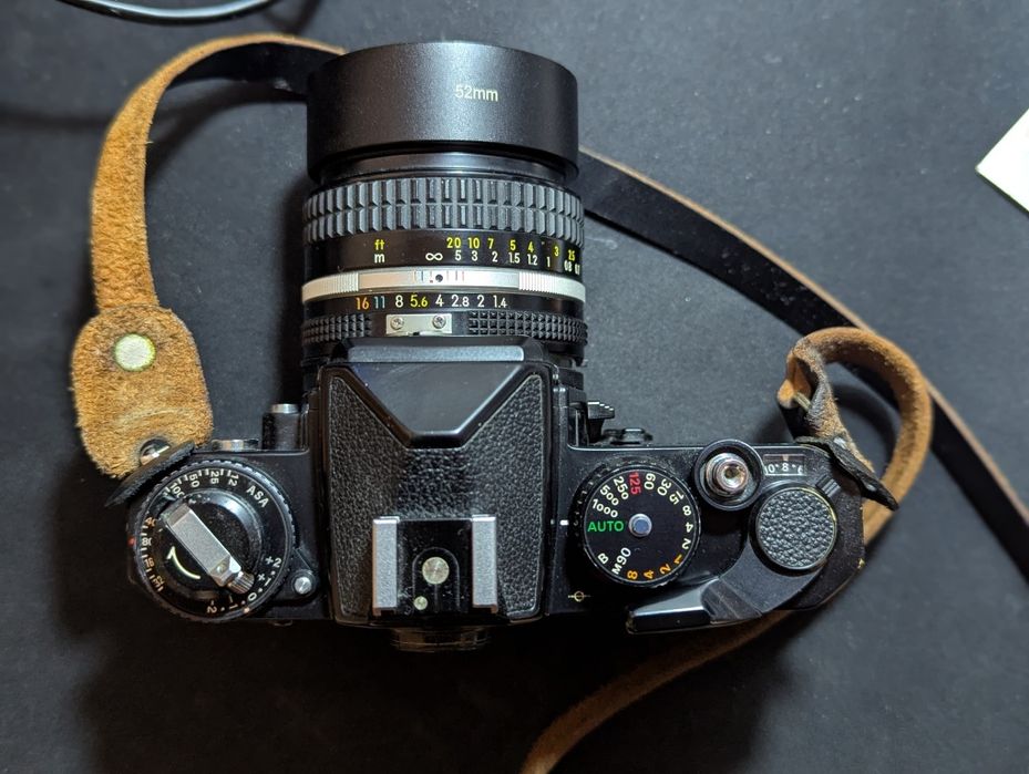 Nikon FE, Nikon FM. Читати опис