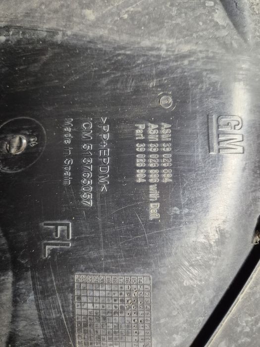 Nadkole przednie prawe Opel Corsa E  Oryginał