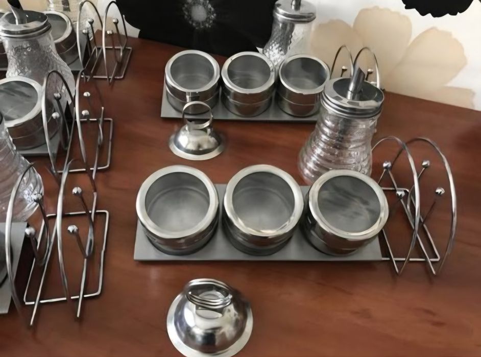 Продам спецовники для кафе, буфета, столовой. Набор на стол (5шт)
