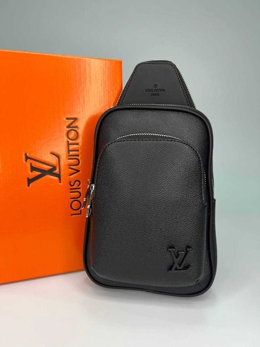 Чоловіча сумка-слінг Louis Vuitton Луї Вітон сумка LV через плече