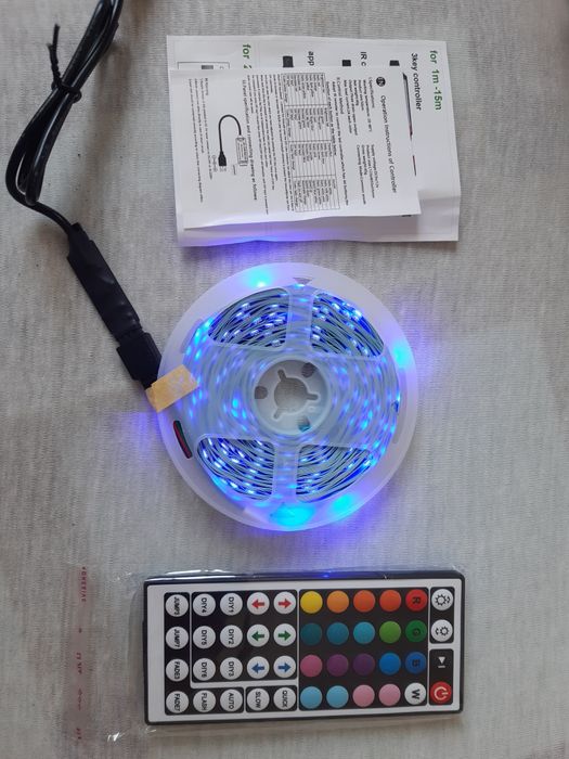 Taśma led mulikolorowa z pilotem 10m