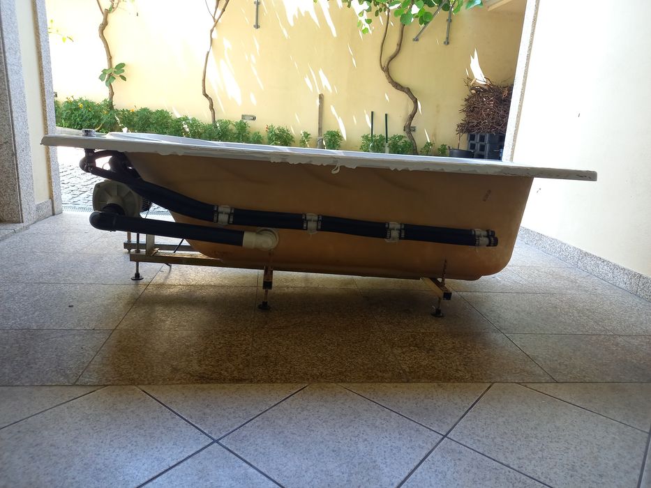 Banheira Hidromassagem + vidro de proteção