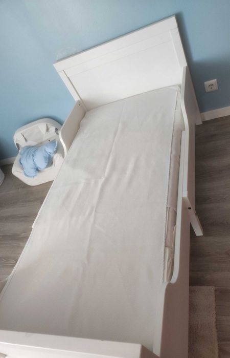 Cama criança extensível ikea + colchão