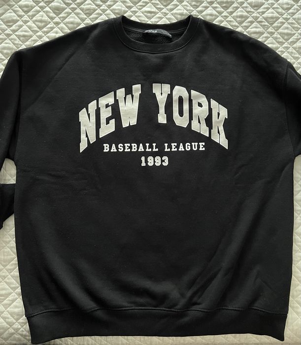 Толстовка Bershka