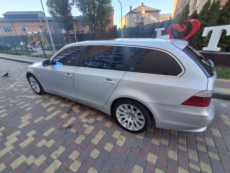 Продам  BMW  E61