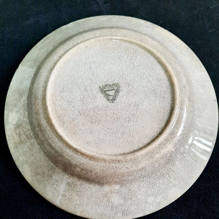 Antigo prato de Loiça de Sacavém/chorão. Prato Lufaro/Lusitânia