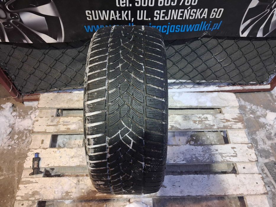 1x 235/45 R18 Goodyear UltraGrip Performance