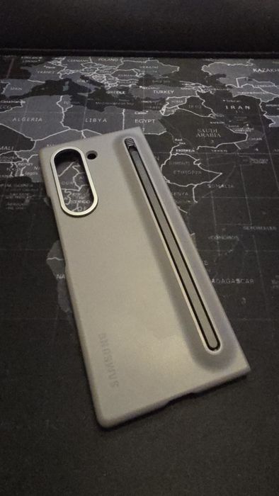 Samsung Galaxy Fold 6 256GB + Capa Oficial S-Pen