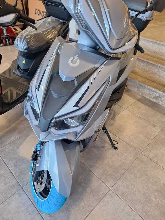 Scooter Elétrica Neovolt 72V
