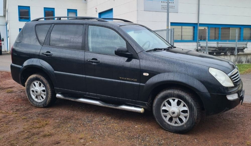 SsangYong Rexton 2.7 дізель для військ. без завдатка