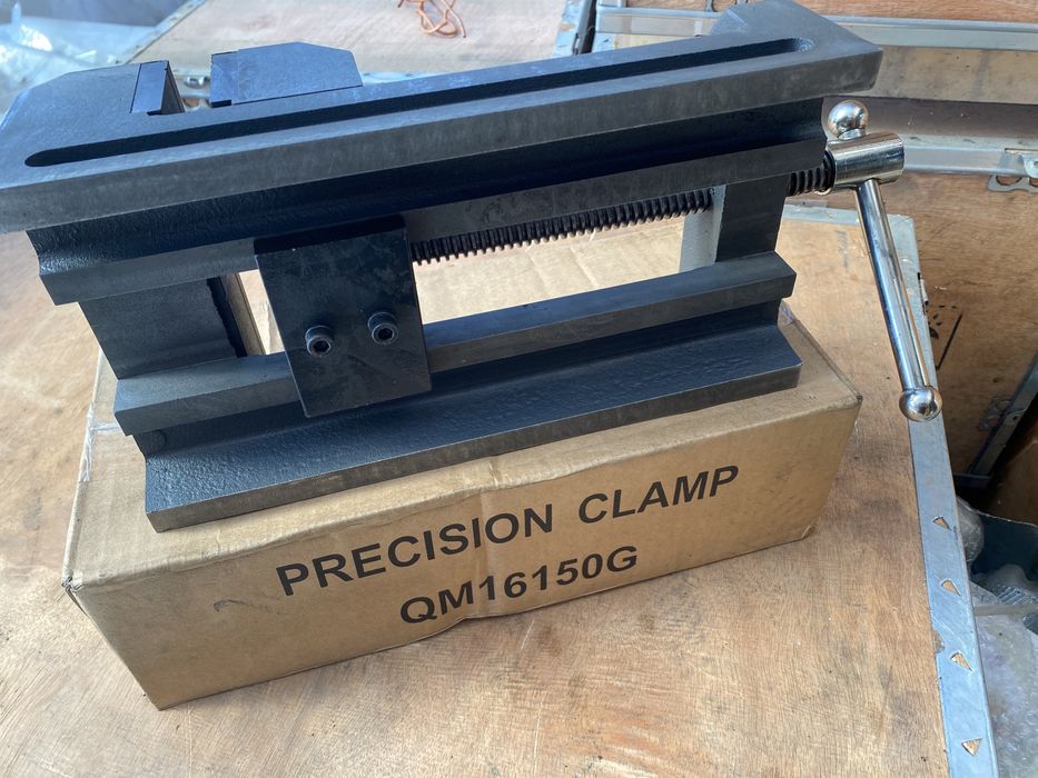 Тиски станочные прецизионные двухзажимные Qq 93100,125,160 мм