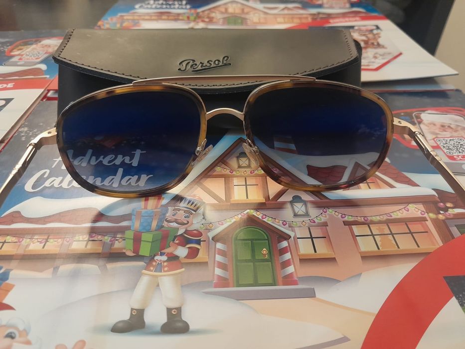 Óculos de sol Persol PO2465S