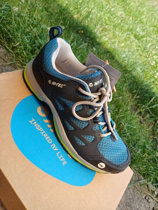 Buty turystyczne Majas marki Hi-Tec z przewiewną cholewką