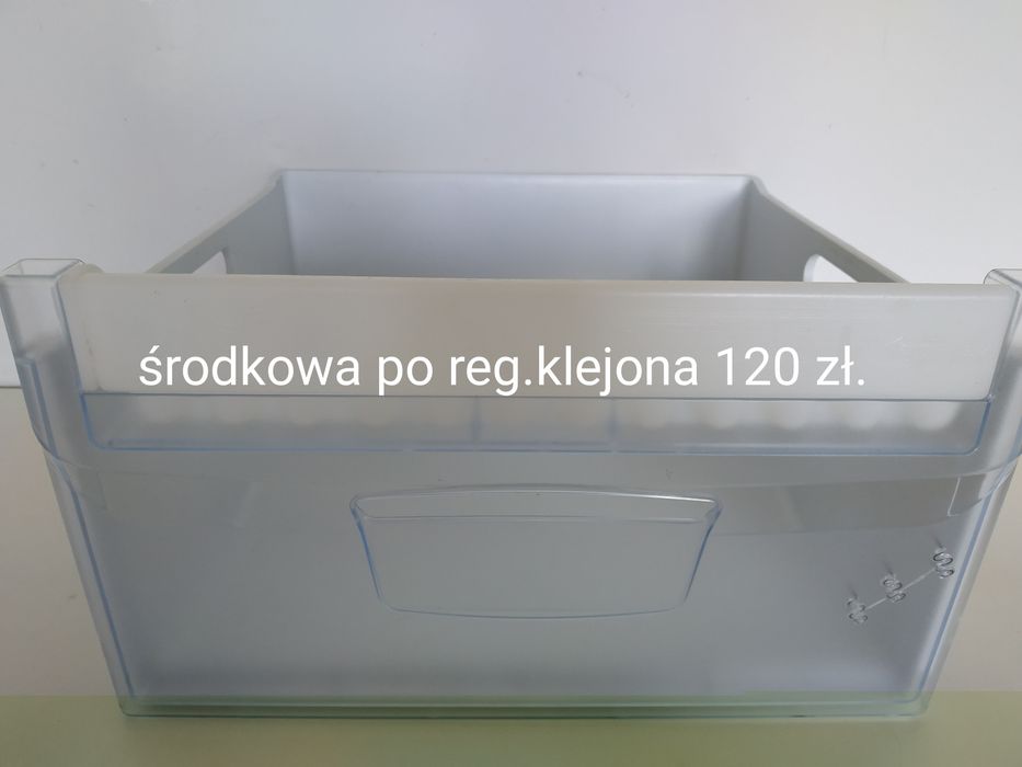 Szuflada środkowa do Indesit lodówko zamrażarka.