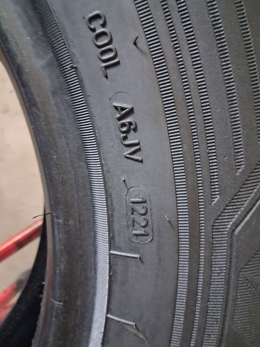 2x opony całoroczne 215/65R16 c 8,5 mm Godyear