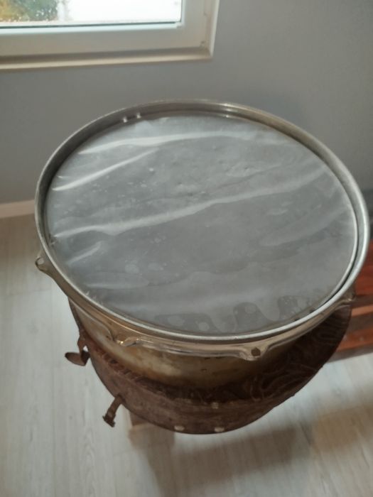 Stary Bęben z futerałem, antyk zabytek